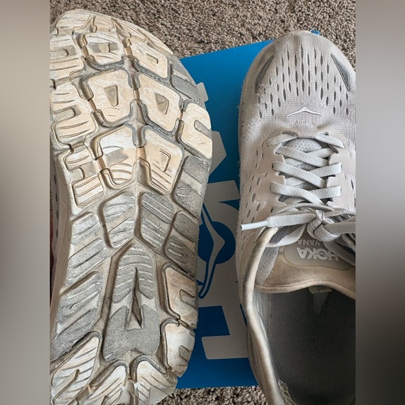 Hoka Women’s size 8.5 - Picture 4 of 5